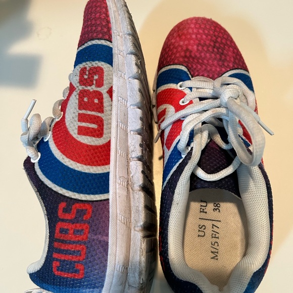 Chicago Cubs Sneakers Size Women 5 Men 7 Unisex - Picture 4 of 6